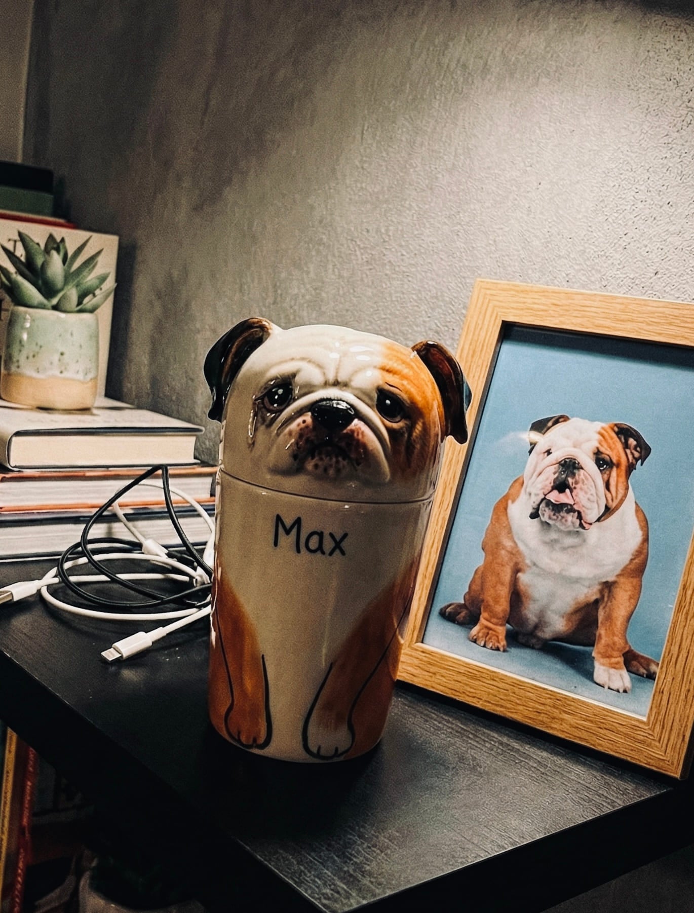 Customer memorial urn review photo 8