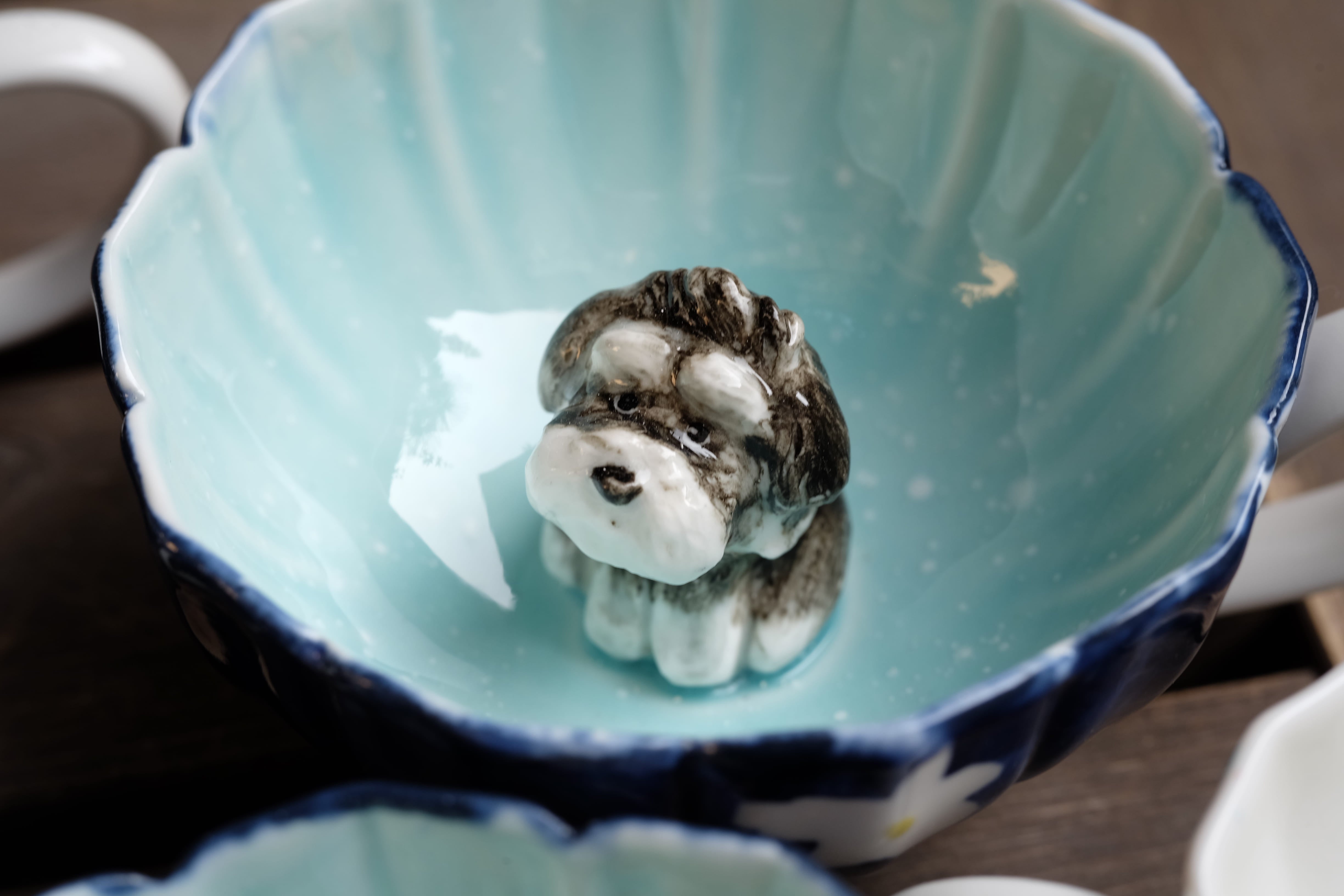 Detail shot of an Everlou pet sculpture mug